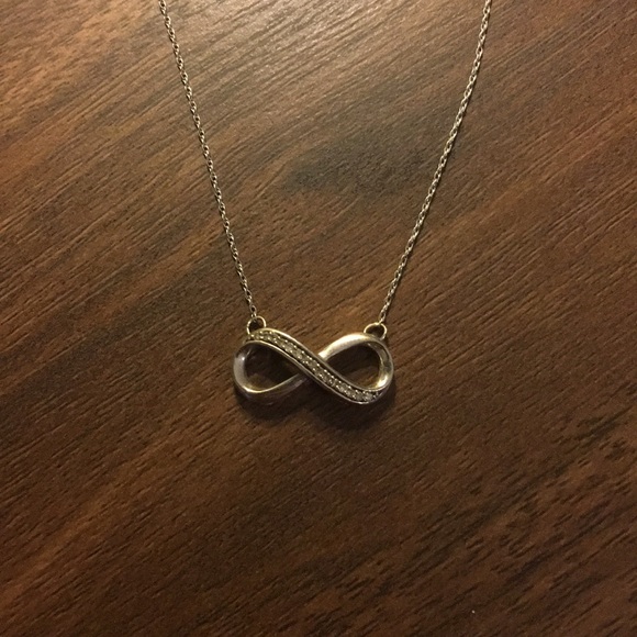 Infinity necklace! - Picture 1 of 3